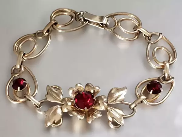 Gold Filled Bracelet Ruby Red Glass Floral Design 7.