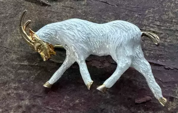 Silver Enamel Goat brooch Norway vtg estate. Silver Enamel Goat brooch Norway vtg estate.