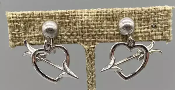 VINTAGE FORSTNER STERLING SILVER 925 HEART DANGLE SCREW BACK STUNNING EARRINGS.