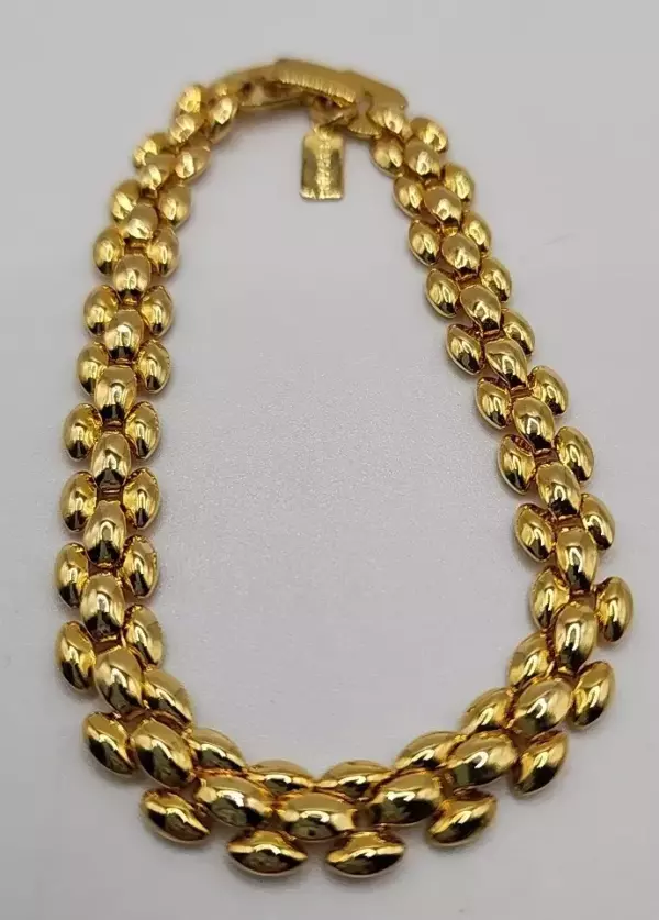 Vintage Bracelet 8 Goldtone 1970 1980. Vintage Bracelet 8 Goldtone 1970 1980.