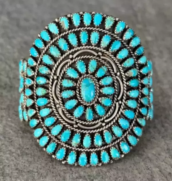 Vintage Navajo LARRY MOSES BEGAY Turquoise Cluster Sterling silver Bracelet. Vintage Navajo LARRY MOSES BEGAY Turquoise Cluster Sterling silver Bracelet.