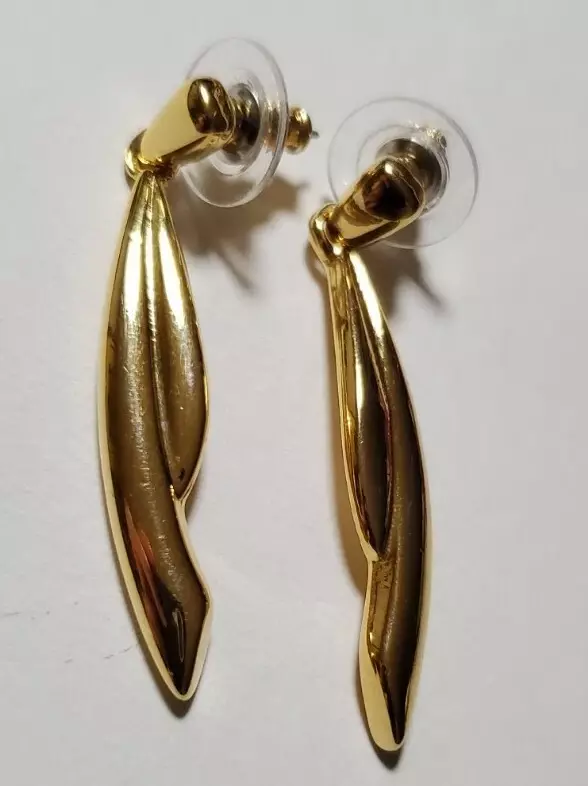 Vintage REVLON Gold Tone Dangle Pierced Earrings Retro & Rare Vintage REVLON Gold Tone Dangle Pierced Earrings Retro & Rare