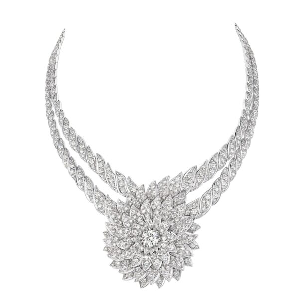White gold necklace with a flower. White gold necklace with a flower.