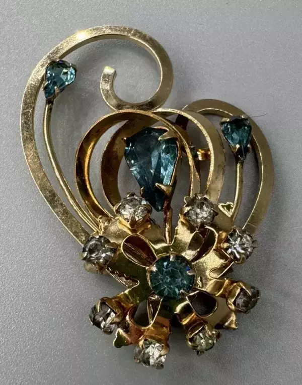 Yellow Gold Filled Blue Tear Topaz & Crystal Floral Bouquet Brooch Pin.