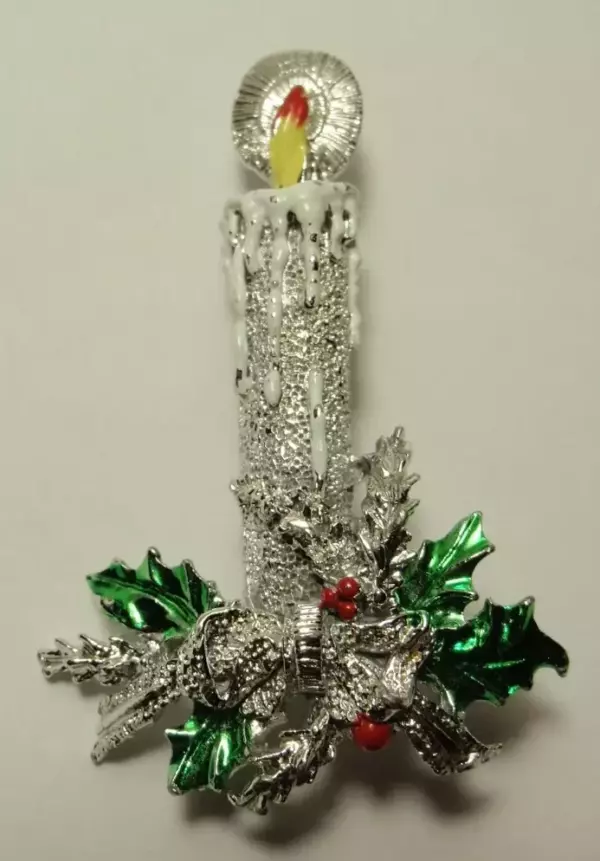 Christmas Candle Brooch Pin