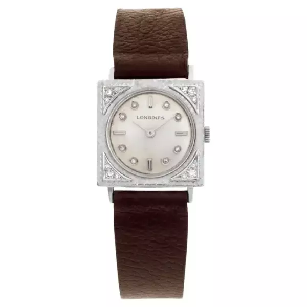 Classic 14k White Gold Manual Wristwatch. Classic 14k White Gold Manual Wristwatch.