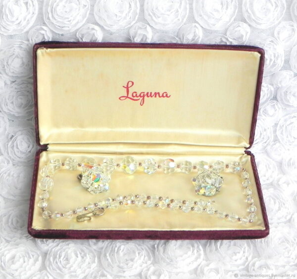 Gift set, USA, clips, necklace. Gift set, USA, clips, necklace.