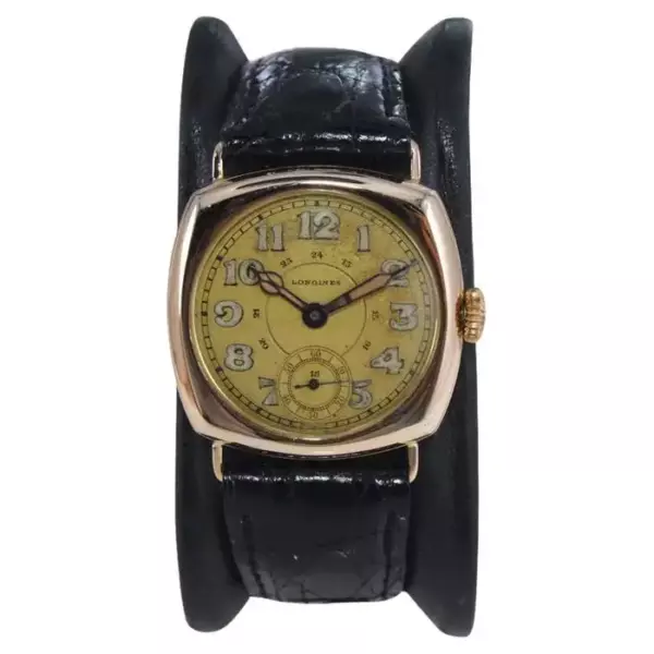 Longines 14Kt. Solid Gold Cushion Shaped Watch with Original Dial from 1919. Longines 14Kt. Solid Gold Cushion Shaped Watch with Original Dial from 1919.