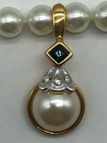 Pearl Necklace 7.2 mm Ivory Gold Tone Enhancer Mallorca Spain. Pearl Necklace 7.2 mm Ivory Gold Tone Enhancer Mallorca Spain.