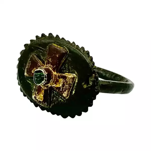 Rare Knights Templar Byzantine Bronze, Gold, Emerald Cross Ring, c.1118 1312 AD Rare Knights Templar Byzantine Bronze, Gold, Emerald Cross Ring, c.1118 1312 AD