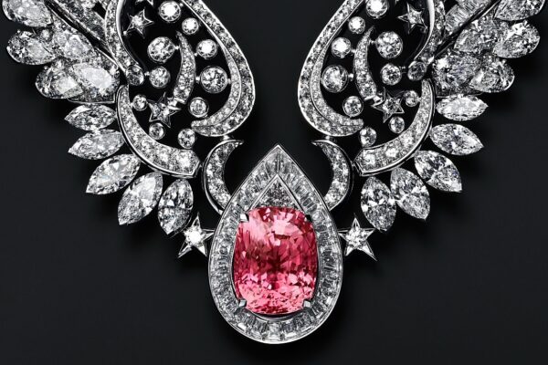 The centerpiece of the Wings of Chanel necklace The centerpiece of the Wings of Chanel necklace