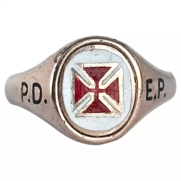 Vintage Masonic 'For God And Country' 9 Carat Gold Signet Ring Vintage Masonic 'For God And Country' 9 Carat Gold Signet Ring