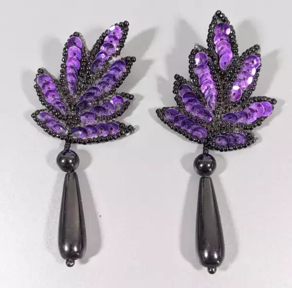 Vintage Purple Sequin Leaf Black Bead Charm Retro Bold Dangle Earrings Pierced.